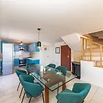 公寓 City Apartment *