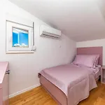 公寓 City Apartment *